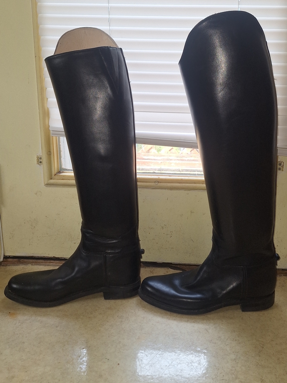 Men's Dehner Tall Black Leather Riding Boots, 9.5D, Women's Tall 11 - Picture 2 of 12
